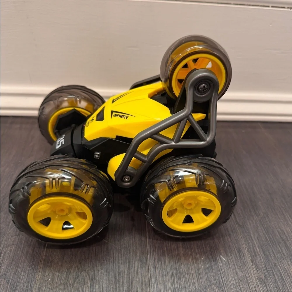 Speed City Radio Controlled Yellow Stunt Twister Vehicle Car Boys -NO REMOTE